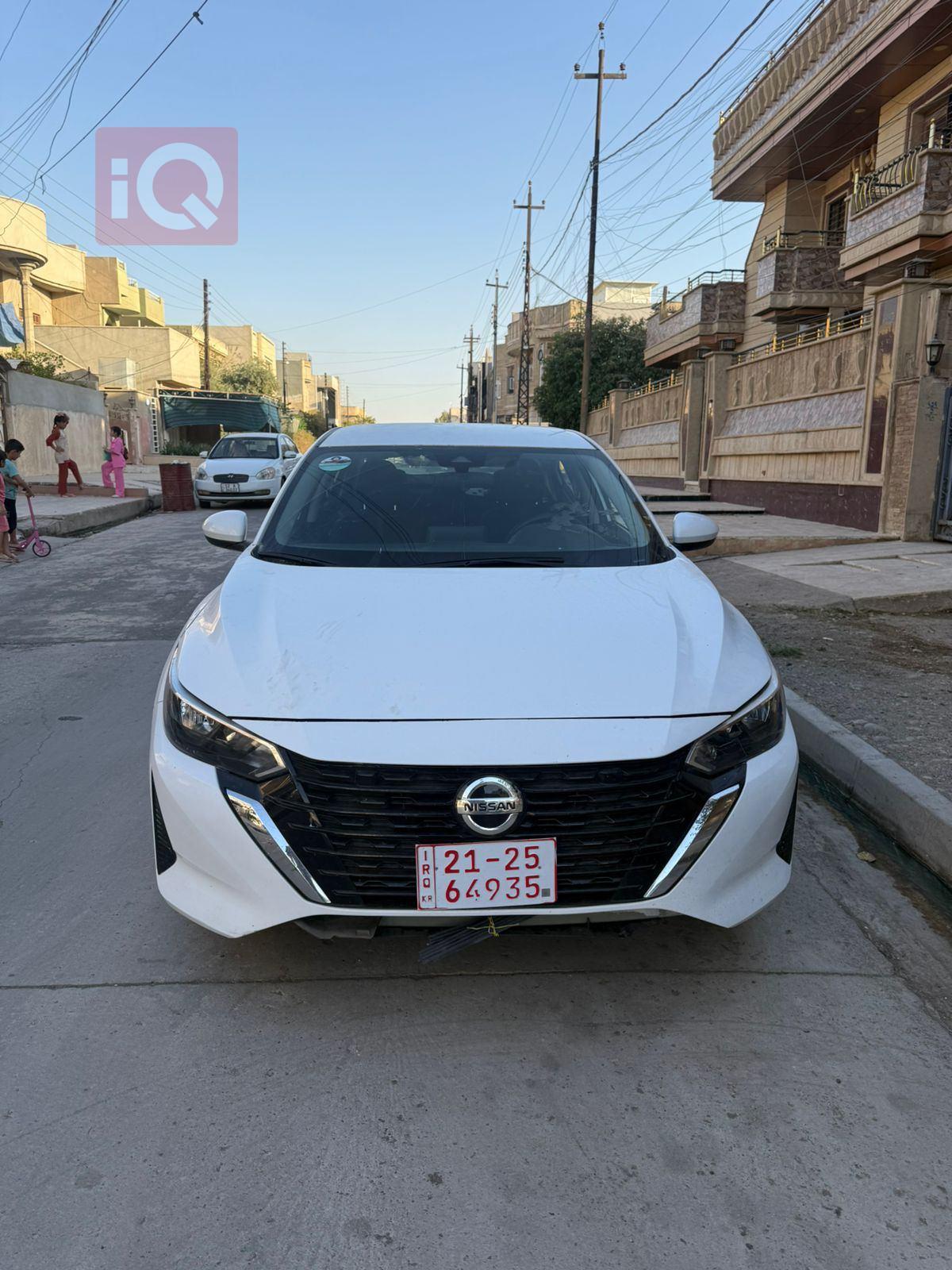 نیسان سێنترا